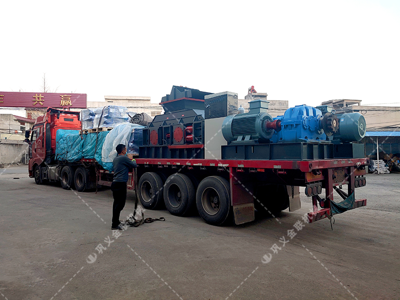 2PGY1200x800鹅卵石液压对辊抖音APP污下载发往重庆
